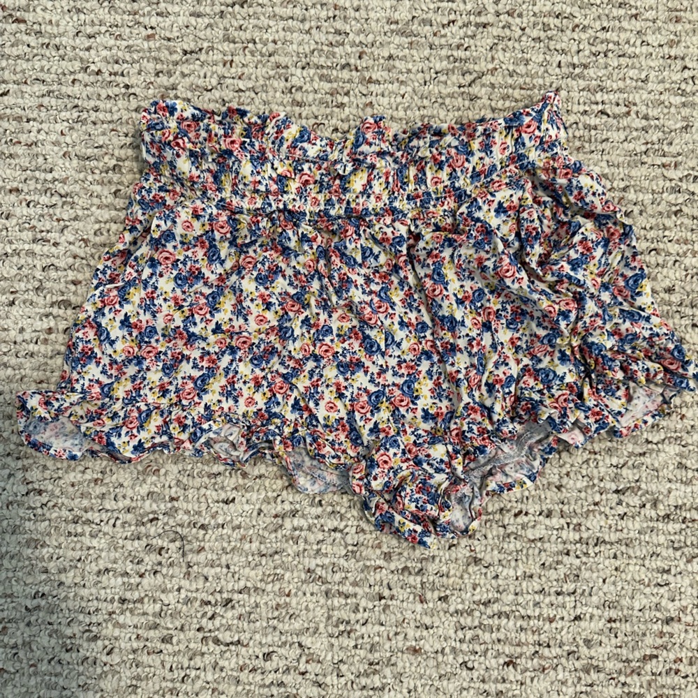 Jolt shorts, size medium